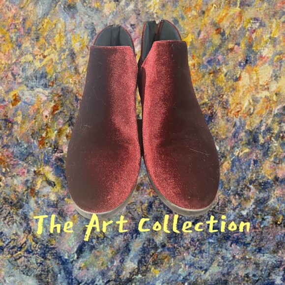 Soda Burgundy/Wine Color, Size 8 Ankle Boots - Picture 5 of 6